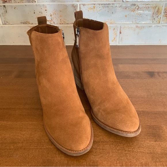 Blondo Noa Suede Weatherproof Ankle Booties Size 10 M - Picture 9 of 16